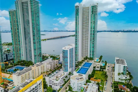 2900 NE 7th Ave # 3202, Miami FL 33137