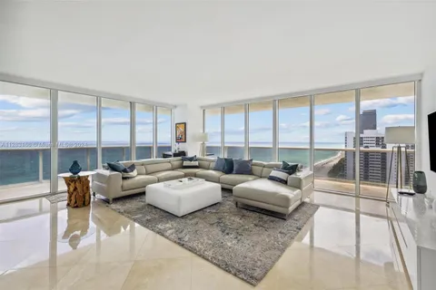 1830 S OCEAN DR # 2102, Hallandale Beach FL 33009