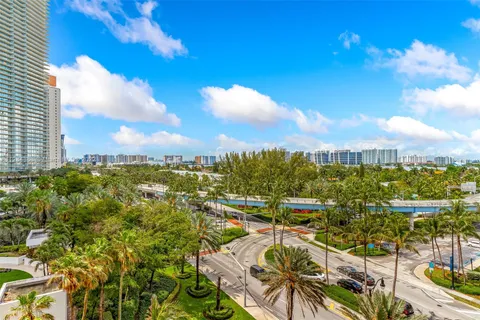 19201 Collins Ave # 641, Sunny Isles Beach FL 33160