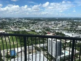 1750 N Bayshore Dr. # 5215, Miami FL 33132