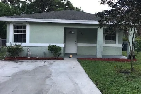 700 NW 19th Ter, Fort Lauderdale FL 33311