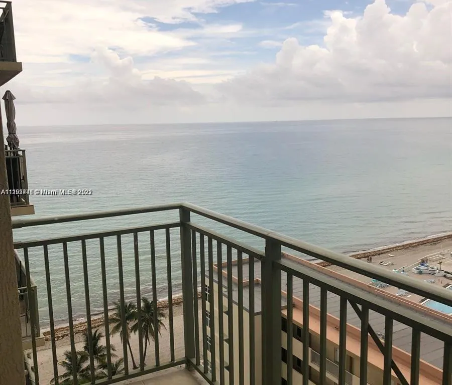 2080 S Ocean Dr. # 1507, Hallandale Beach FL 33009