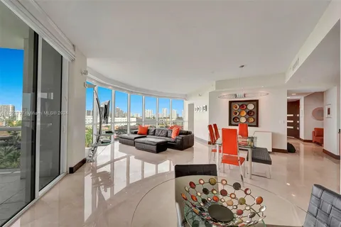 18101 Collins Ave # 801, Sunny Isles Beach FL 33160