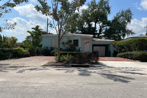 5618 SW 6th St, Miami FL 33134