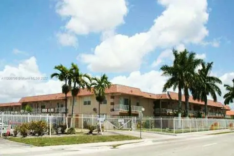 271 NW 177th St # 207, Miami Gardens FL 33169