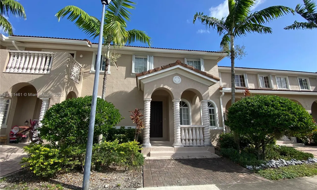 27457 SW 142nd Ave, Homestead FL 33032