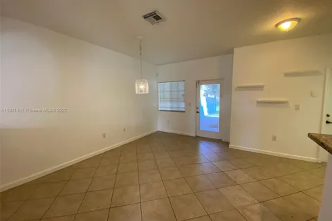 27457 SW 142nd Ave, Homestead FL 33032
