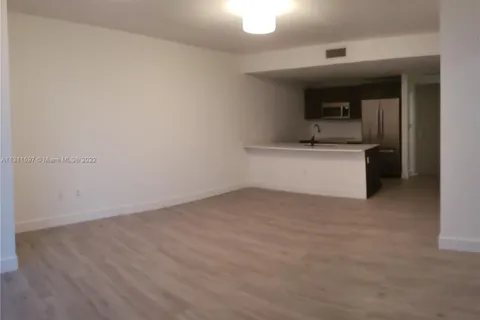 488 NE 18th St # 207, Miami FL 33132