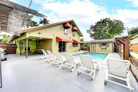 1020 N 13th Ter, Hollywood FL 33019
