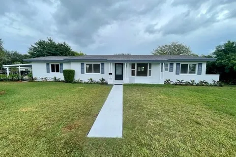 17051 SW 85th Ave, Palmetto Bay FL 33157