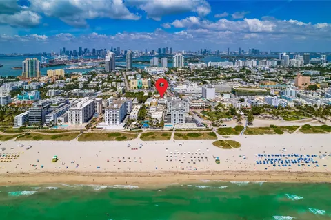 448 Ocean Dr # 301, Miami Beach FL 33139