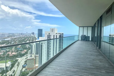 18975 Collins Ave # 3605, Sunny Isles Beach FL 33160