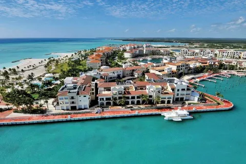 . Condominio Fundadores Marina Cap Cana, FL