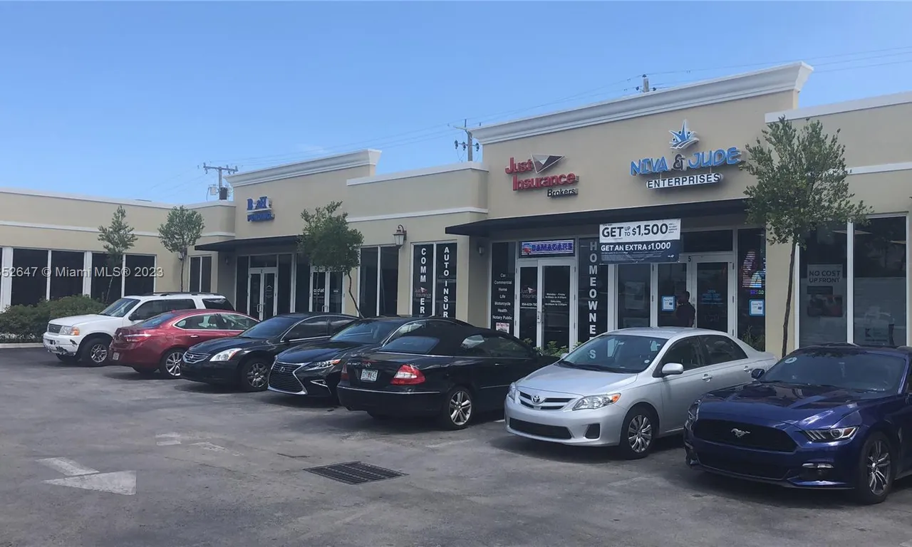 4520 W Hallandale Beach Boulevard, Pembroke Park FL 33023