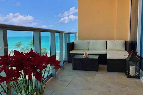 2501 S Ocean Dr, Hollywood FL 33019