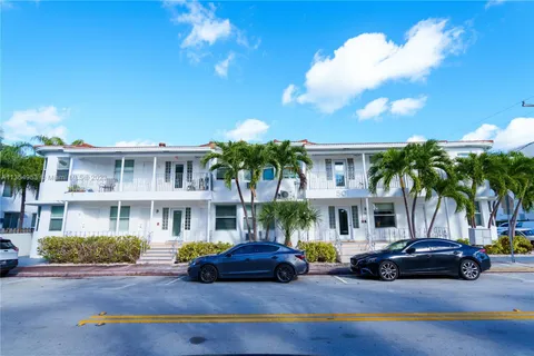 7610 Byron Ave, Miami Beach FL 33141