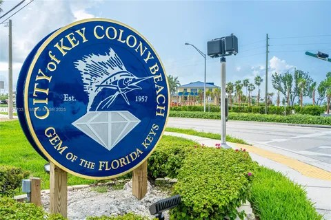721 W Ocean Dr, Key Colony FL 33051
