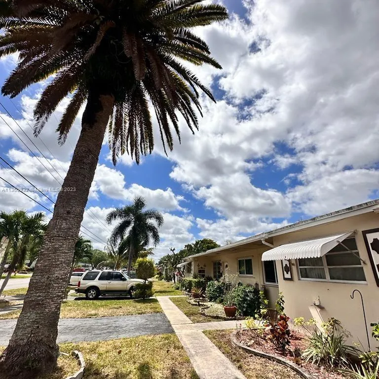 1819 NW 60th Ave # F, Sunrise FL 33313