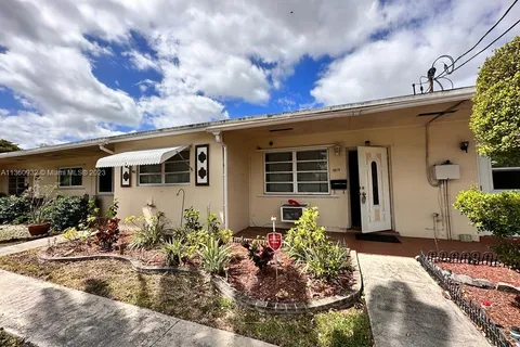 1819 NW 60th Ave # F, Sunrise FL 33313