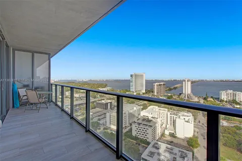 121 NE 34th St # 2705, Miami FL 33137