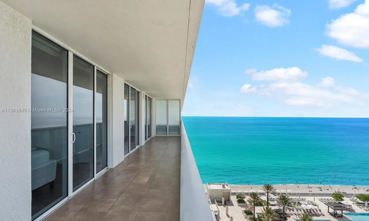 1830 S Ocean Dr # 1806, Hallandale Beach FL 33009