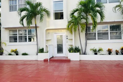 7636 Abbott Ave # 3, Miami Beach FL 33141