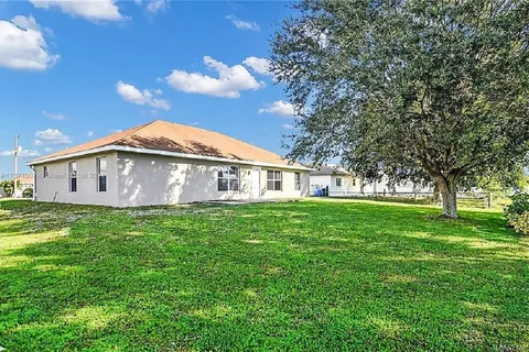 2212 NW 5th ST, Cape Coral FL 33993