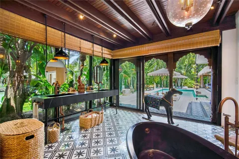 101 Cape Florida Dr, Key Biscayne FL 33149
