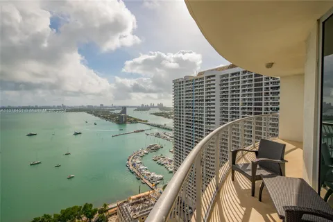 1750 N Bayshore Dr # 3201, Miami FL 33132