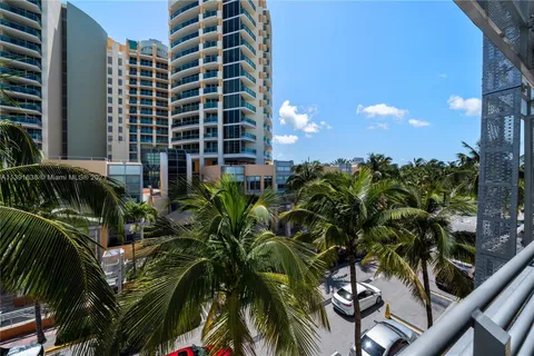 1437 Collins Ave # 311, Miami Beach FL 33139