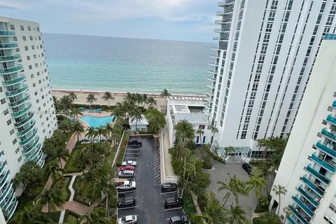 3901 S S Ocean dr, Hollywood FL 33019