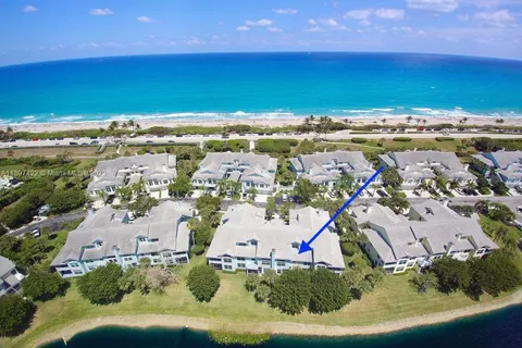 905 Mainsail Circle # 905, Jupiter FL 33477