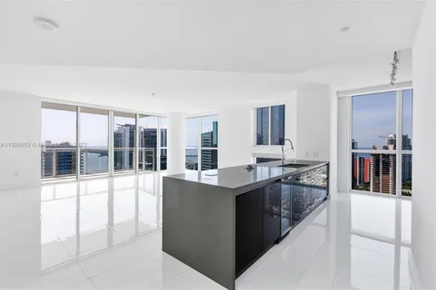 1080 Brickell Ave # 3901, Miami FL 33131