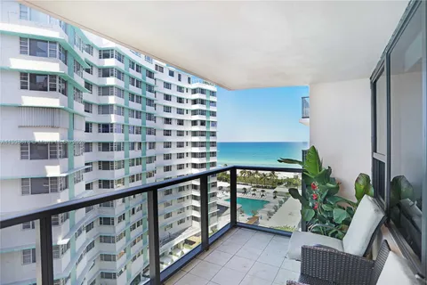 5225 Collins Ave # 1216, Miami Beach FL 33140