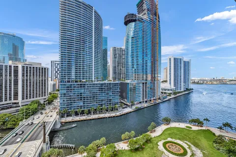 485 Brickell Ave # 1803, Miami FL 33131