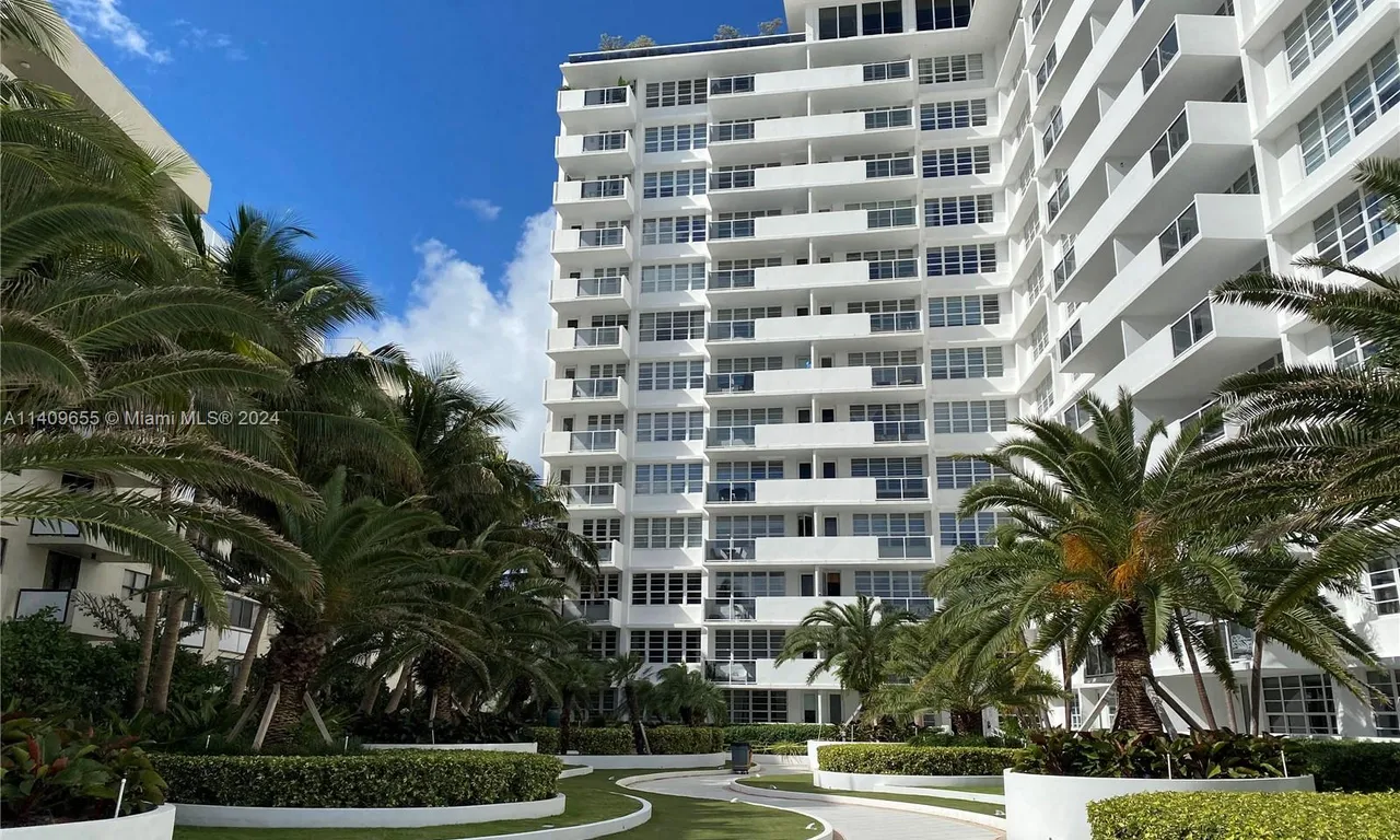 100 Lincoln Rd # 939, Miami Beach FL 33139