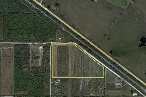 10500 SW Amaryllis Ave, Indian Town FL 34956