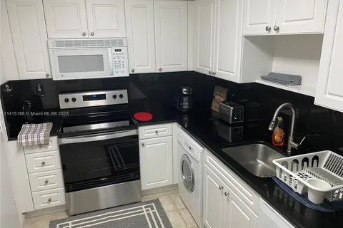 2501 S Ocean Dr # 828, Hollywood FL 33019