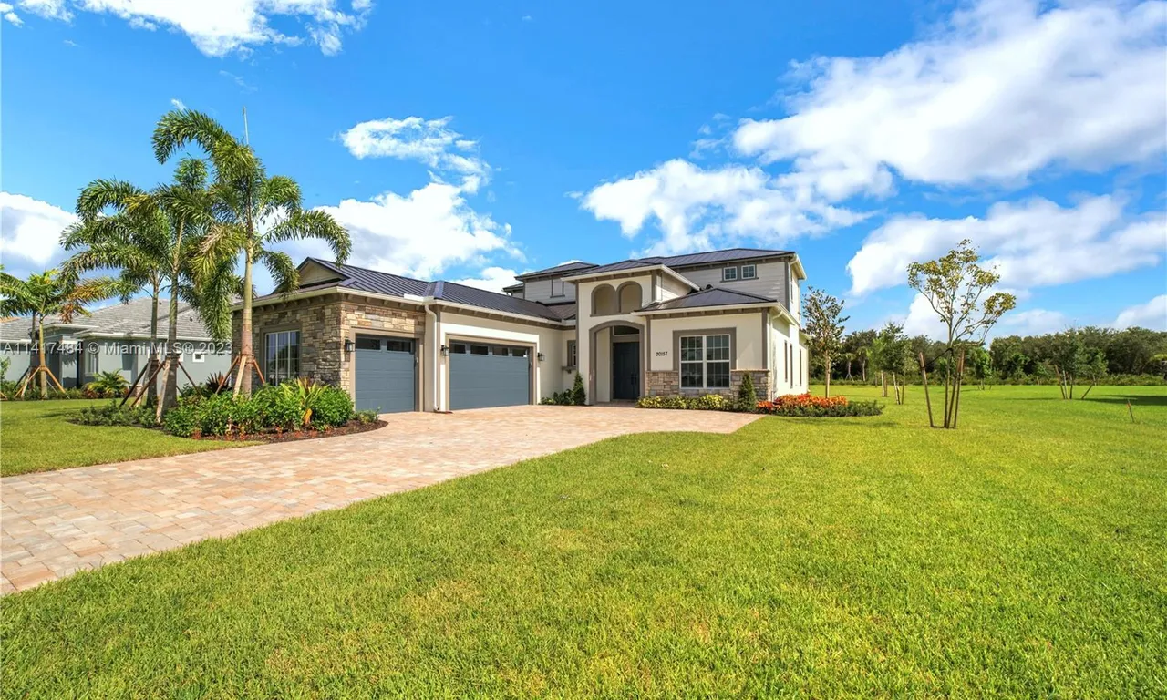 20157 SE Bridgewater Dr, Jupiter FL 33458