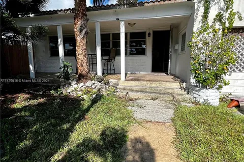 8080 Hawthorne Ave # 1, Miami Beach FL 33141