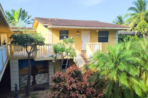 811 NE 14th Pl # 5, Fort Lauderdale FL 33304