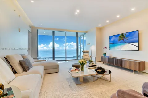 18975 Collins Ave # 3202, Sunny Isles Beach FL 33160