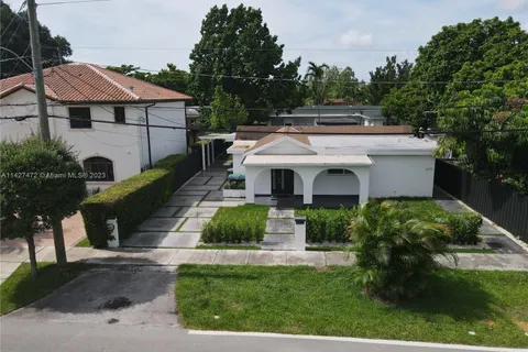 4288 SW 9th St, Miami FL 33134