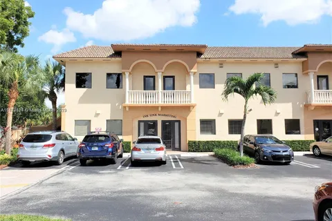 7950 NW 155th St # 108, Miami Lakes FL 33016