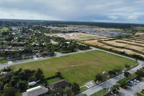 DAVIS PKWY, Florida City FL 33034