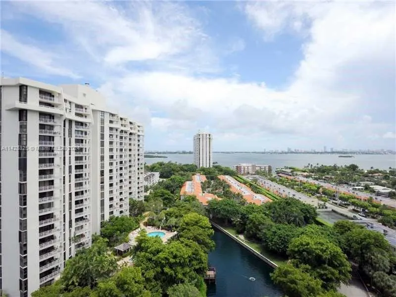 1000 QUAYSIDE TE # 509, Miami FL 33138