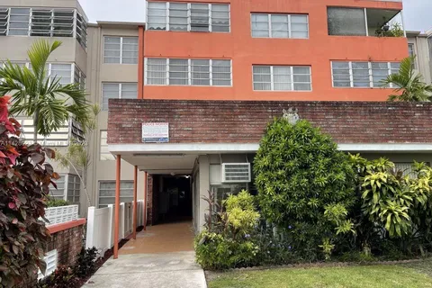 1850 NE 169th St # 102, North Miami Beach FL 33162