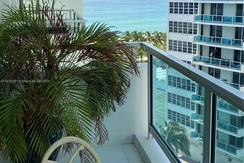 5151 Collins Ave # 1027, Miami Beach FL 33140