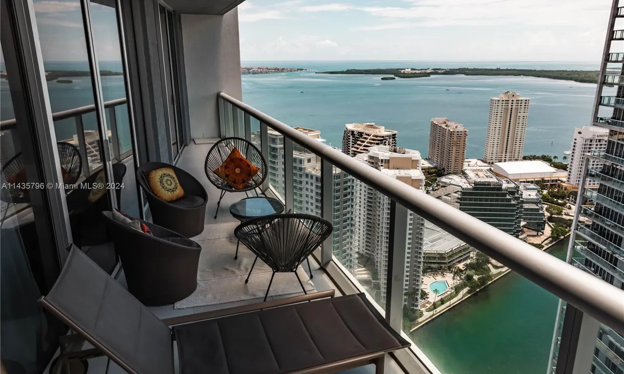 475 Brickell Ave # 4409, Miami FL 33131