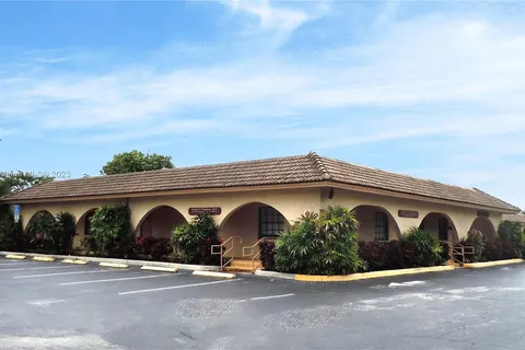 7390 NW 5th St # 5, Plantation FL 33317